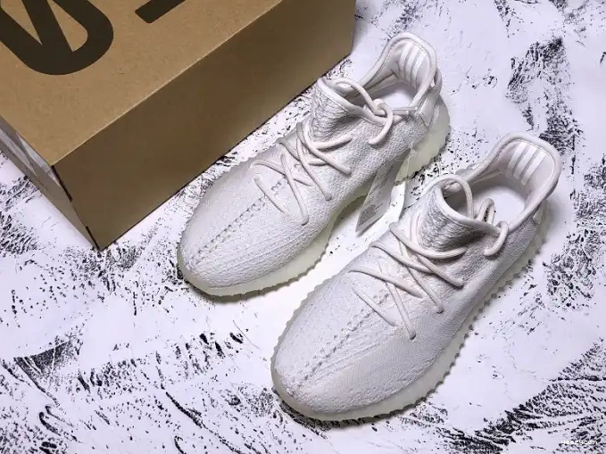 Adidas V2 Yeezy CP9366 Cream 350 Boost White 0624